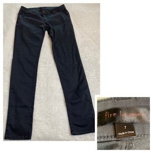 Gray fire Los Angeles size 7 pants